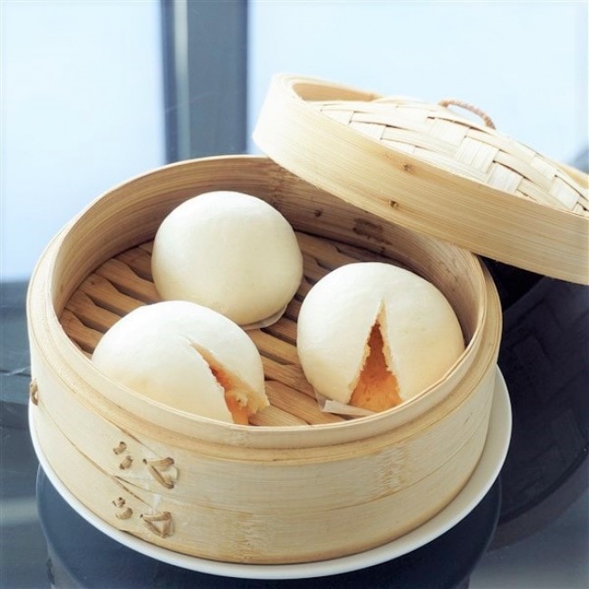 40. Steamed Egg Custard Buns (3pcs)