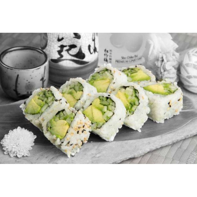 Avocado Cucumber Roll (6pcs)