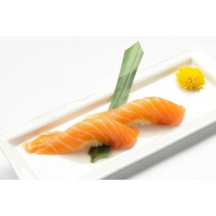 Salmon Sushi (2pcs)