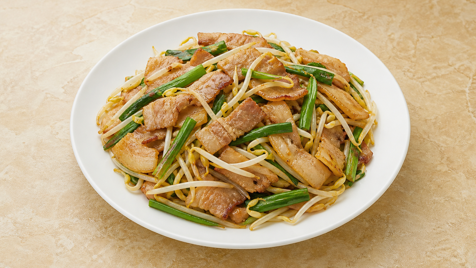 P6 豆瓣酱大豆芽炒豬頸肉