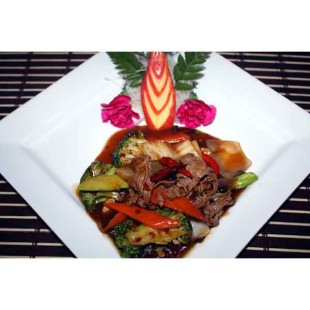 56D. Beef with Garlic Sauce