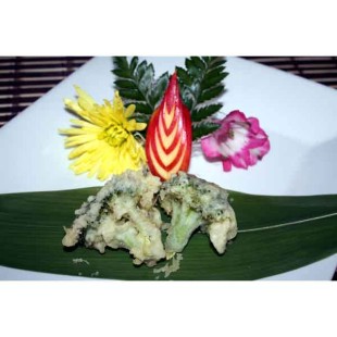 21E. Broccoli Tempura (8pcs)