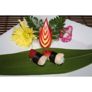 Surf Clam Sushi (2pcs)