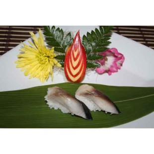 Mackerel Sushi (2pcs)