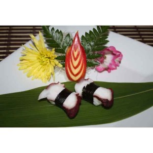 Octopus Sushi (2pcs)
