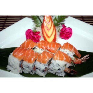 Red Dragon Roll (8pcs)