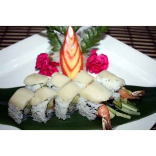 White Dragon Roll (8pcs)