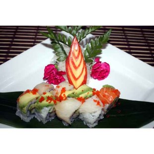 Rainbow Roll (8pcs)