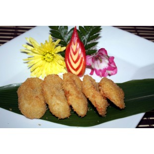 Deep Fried Banana (8pcs) and Ice Cream (1 Scoop)