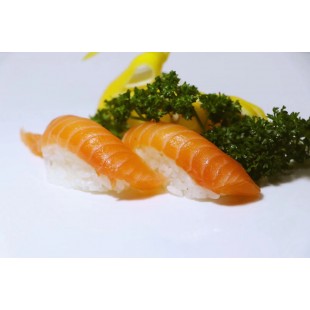 89. Salmon Sushi (2pcs)