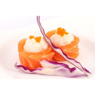176. Salmon Rose Sushi (2pcs)