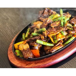 H2. Sizzling Beef Short Ribs with Sweet and Spicy Sauce