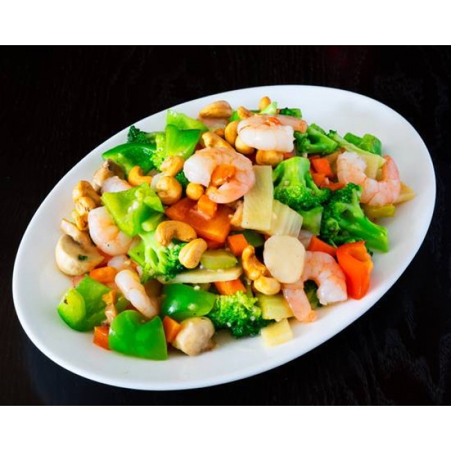 35. Sauteed Shrimps with Cashew Nuts