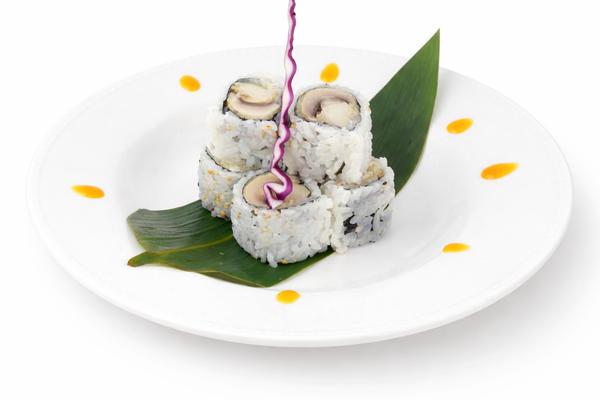 V8. Mushroom Tempura Roll (6pcs)