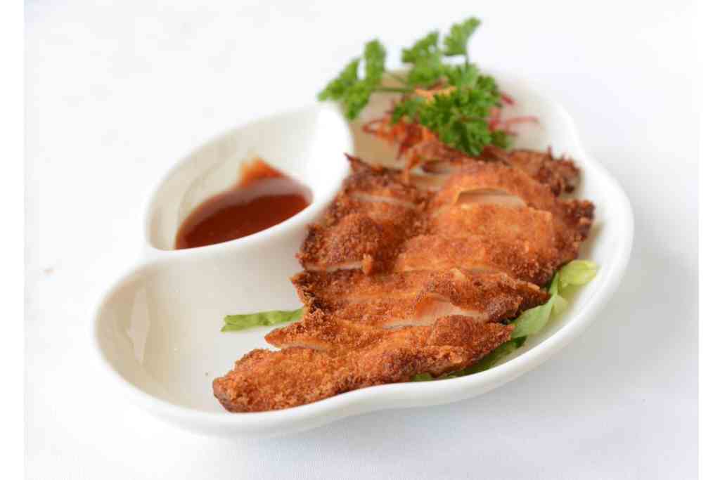 B1. Chicken Cutlet Bento