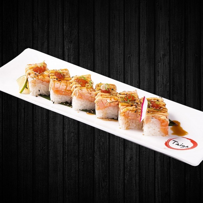 Pressed Salmon Sushi (6 pcs)