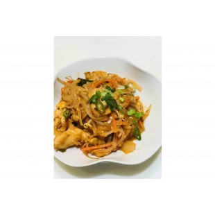 65. Chicken Pad Thai