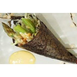 79. Asparagus Hand Roll (1pc)