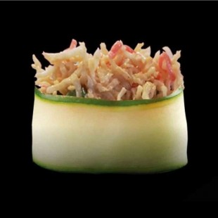 Spicy crab Cucumber Sushi (2pcs)