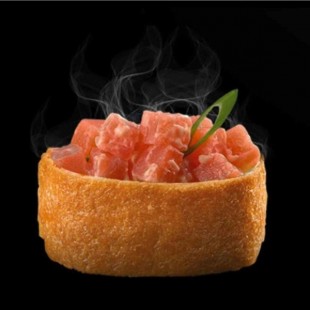 Torched Spicy Salmon Inari Sushi (2pcs)