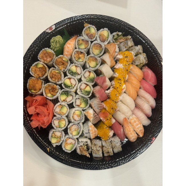109. Sushi and Maki Party Tray (63pcs)